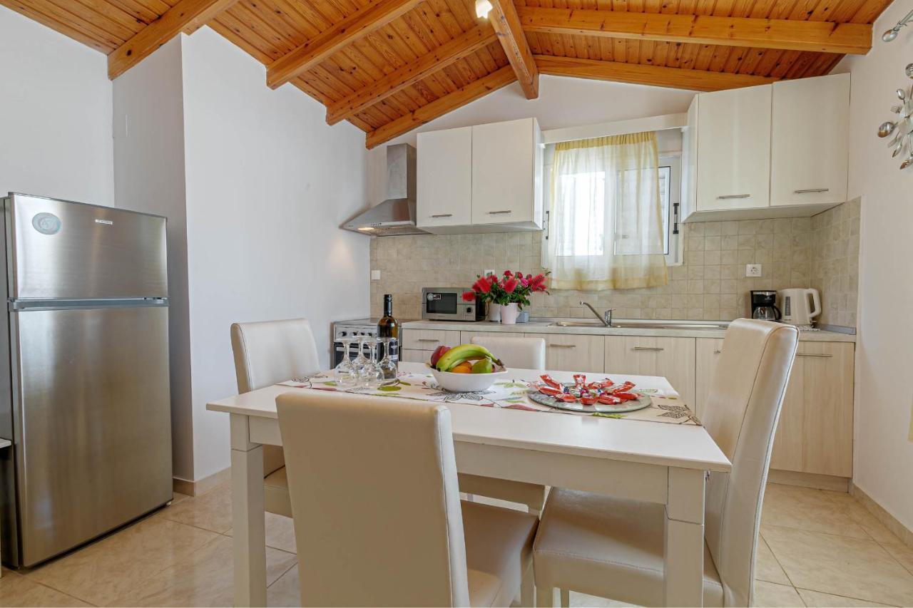 Palapart Gikas House Gouvia Exterior foto
